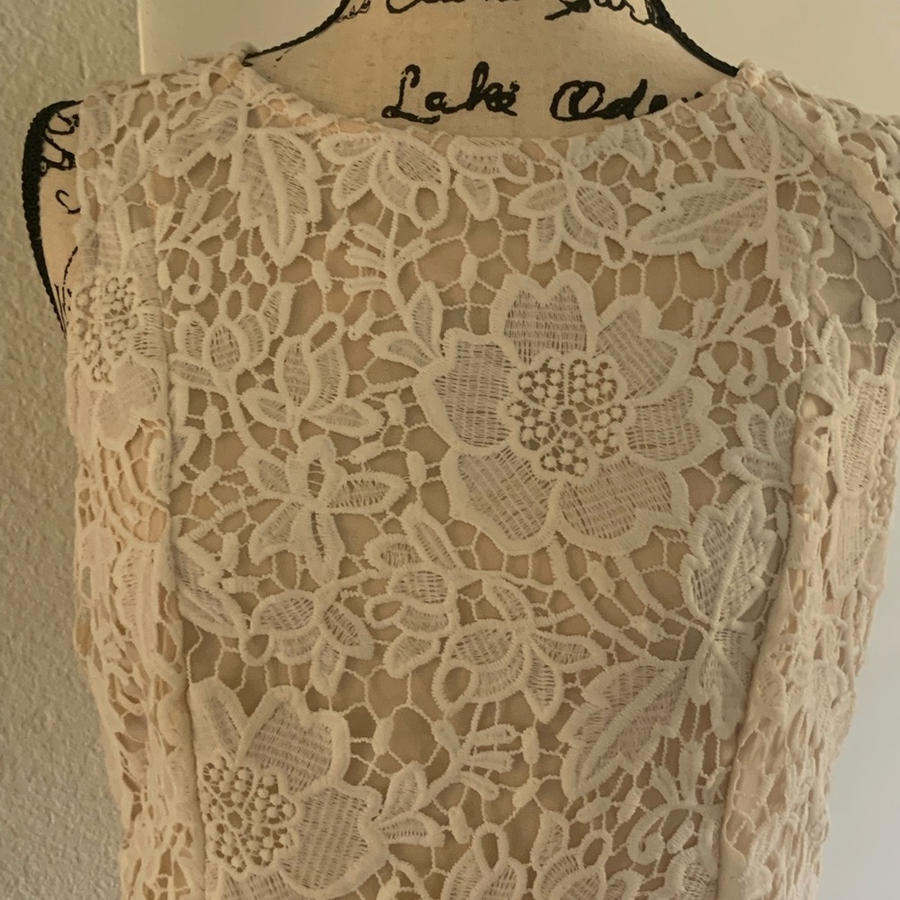 Women’s knee length dress